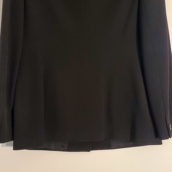 Classiques Entier Button Blazer - Picture 8 of 8